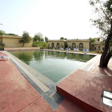 Sara Vilas Hotel Nawalgarh Buitenkant foto