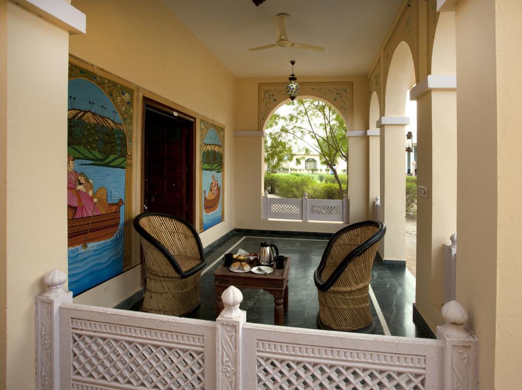 Sara Vilas Hotel Nawalgarh Buitenkant foto