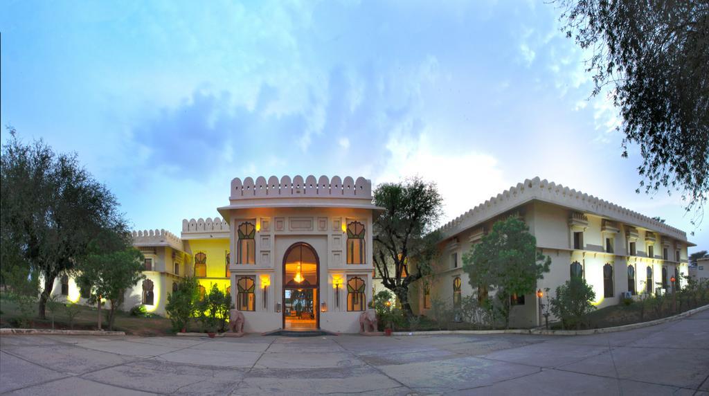 Sara Vilas Hotel Nawalgarh Buitenkant foto